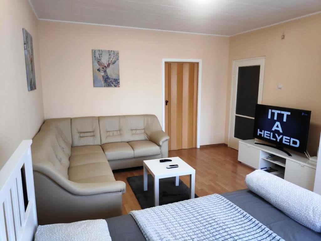 Koelcsey Apartman Lejlighed Szekszárd Eksteriør billede